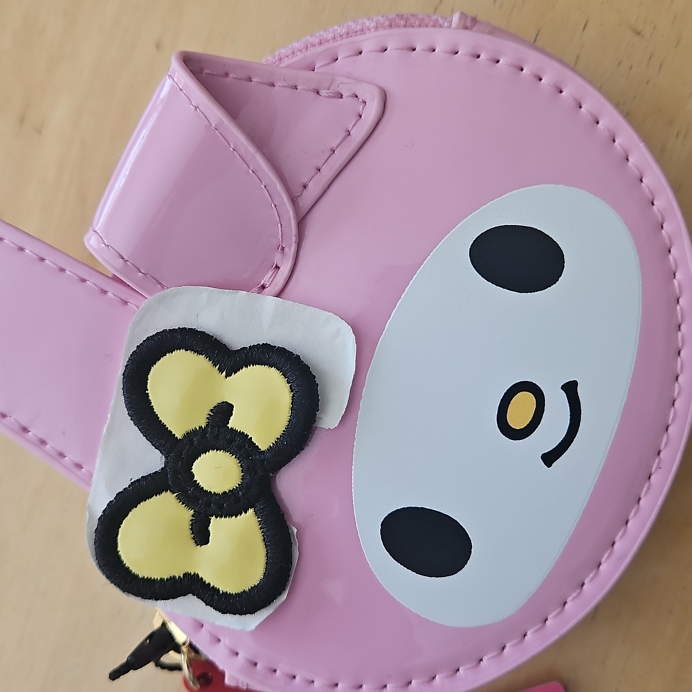 Hello Kitty and Friends Pink Coin Purse - Picture 3 of 12
